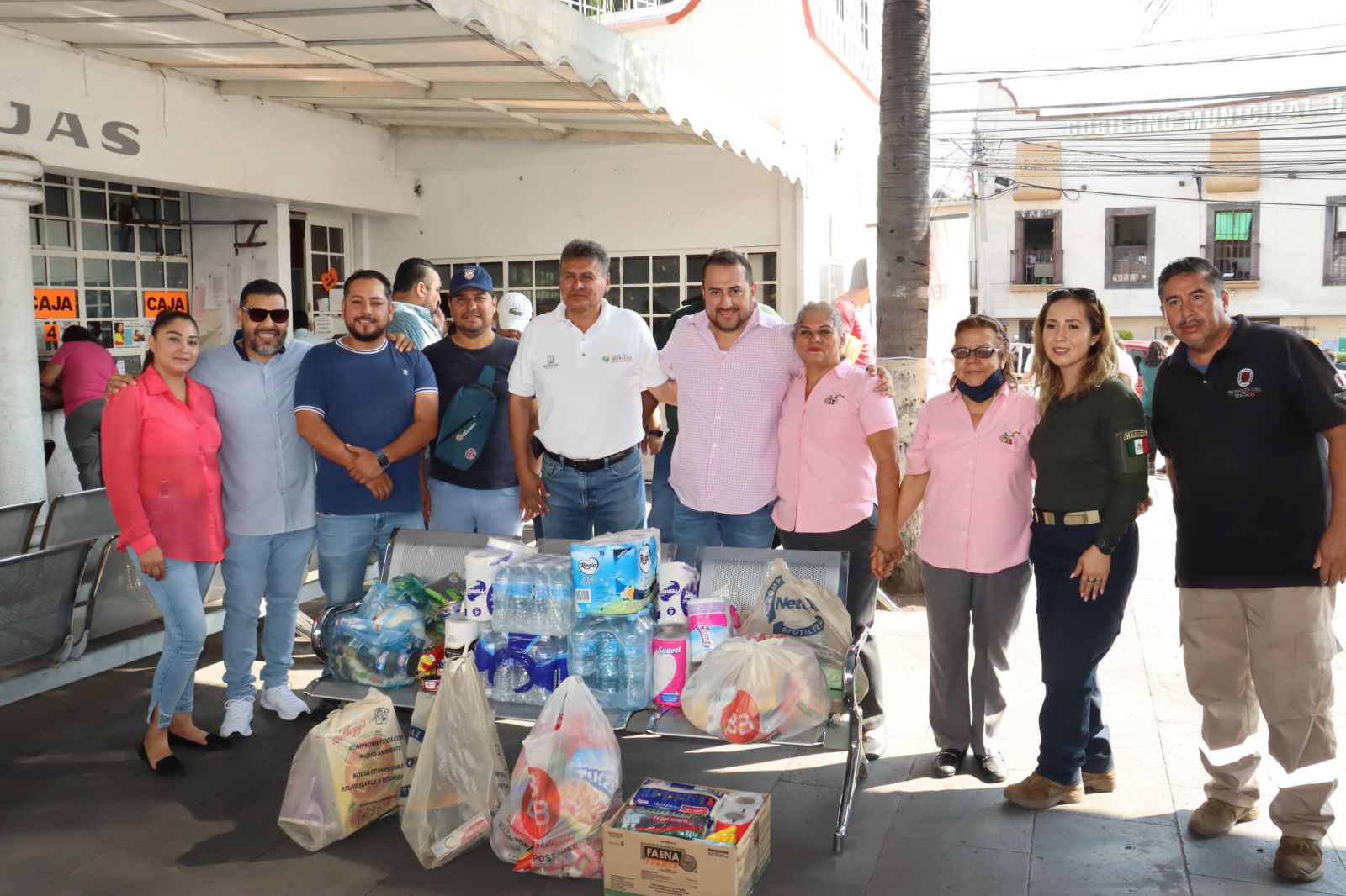 Se suman todas las áreas del gobierno municipal de Temixco para donación de vivieres con destino a Guerrero
